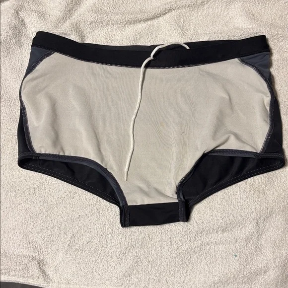 JM Men's Gray and Black Swim Trunks - Picture 4 of 5